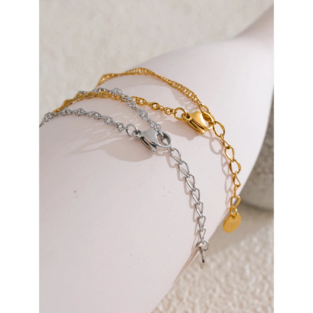 Pulsera Ajustable de Cadena con Detalles Tubulares