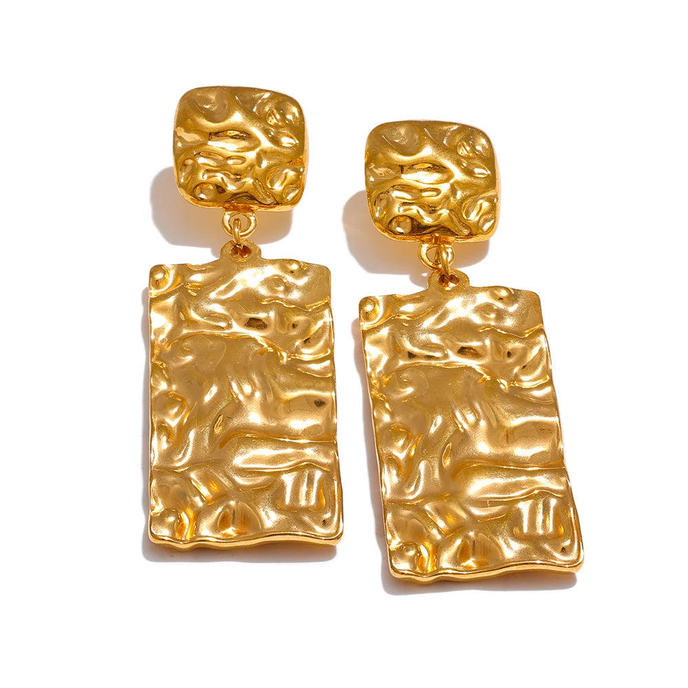 Brinco Retangular Martelado Imperiale