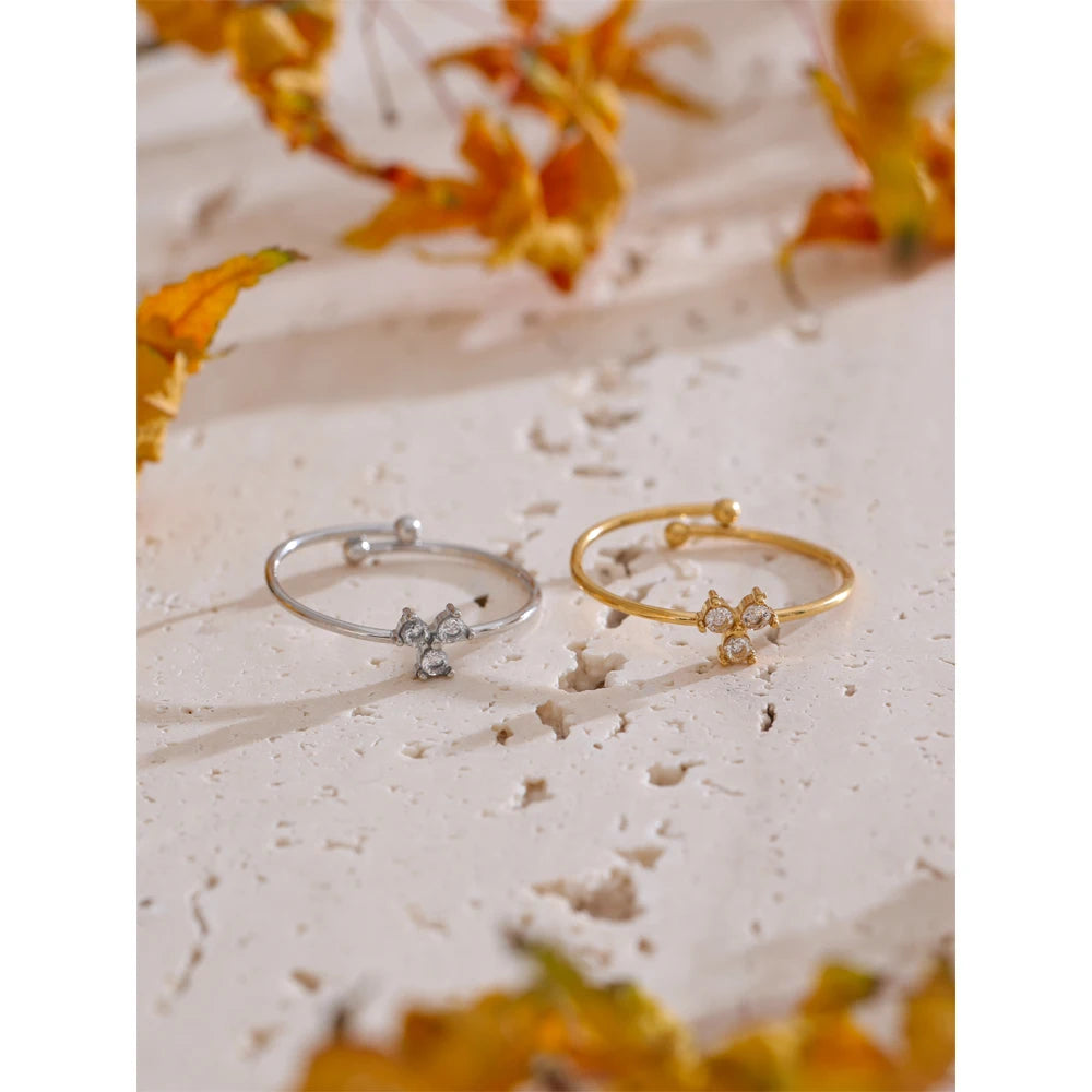 Brazalete Abierto con Flor de Circones