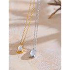 Collar con Colgante Cuadrado de Piedra Blanca